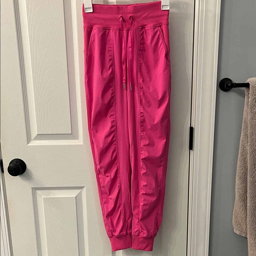 lululemon d ace studio mid-rise jogger
